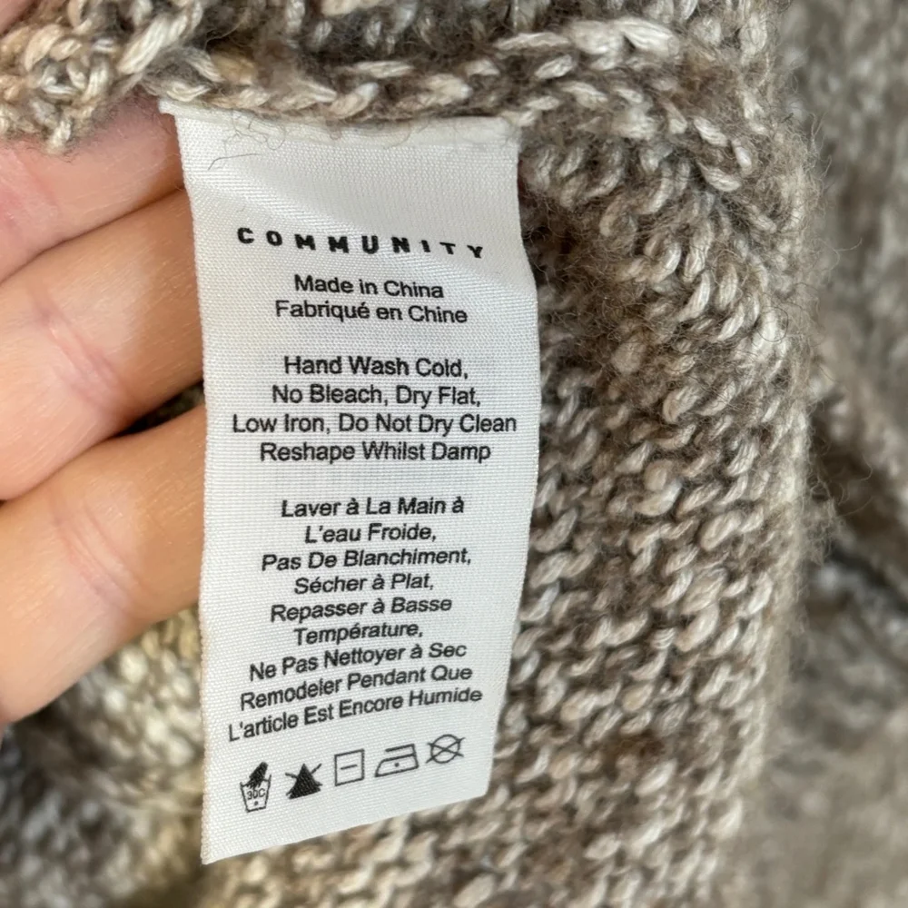 Aritzia Community Sweater Brown White Women’s Small Wool Blend Turtleneck